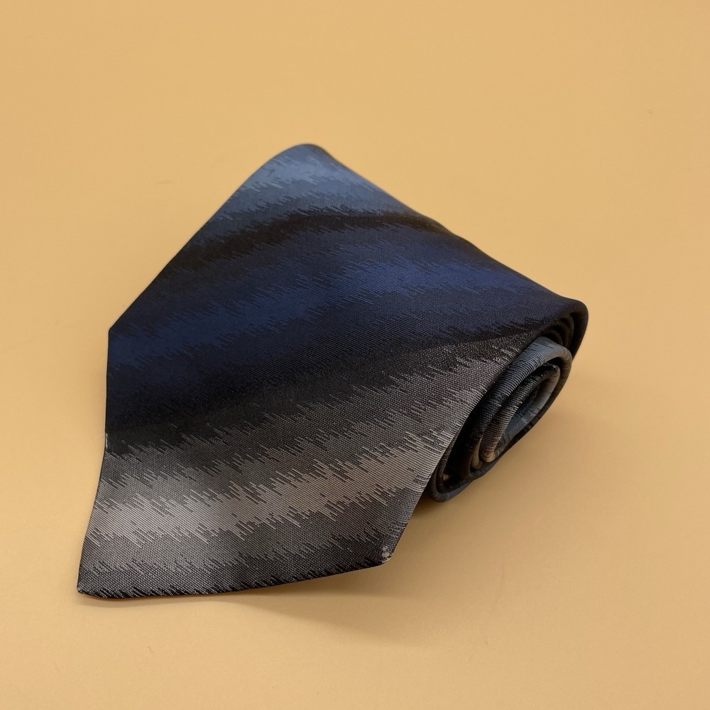 Bachrach Necktie Tie 100% Silk Multicolor Abstract Made in Italy Blue Colors